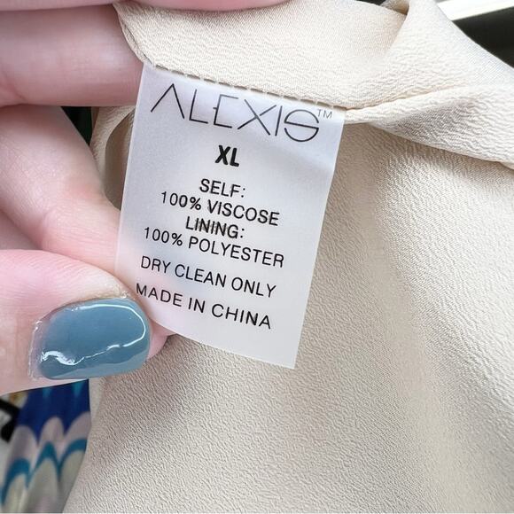 Alexis Dixion Knit Multi Color Pants Size XL - Picture 10 of 12